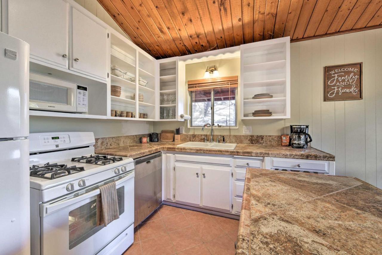 Lake Arrowhead Cabin With Deck And Stunning Mtn Views! San Bernardino Exterior foto