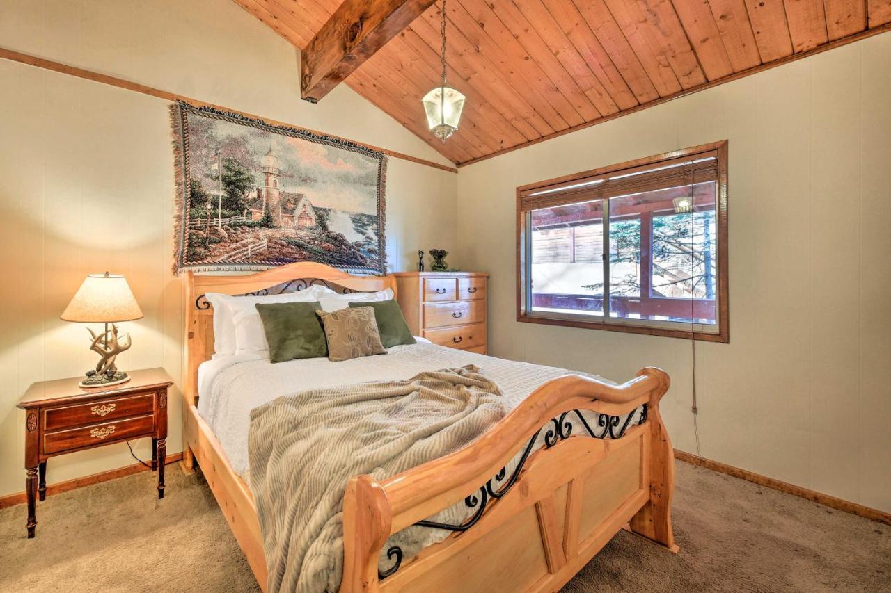 Lake Arrowhead Cabin With Deck And Stunning Mtn Views! San Bernardino Exterior foto