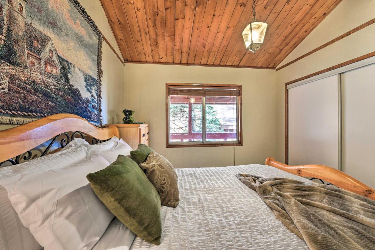 Lake Arrowhead Cabin With Deck And Stunning Mtn Views! San Bernardino Exterior foto